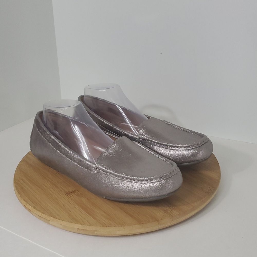 Vionic Debbie Leather Silver Metallic Slip On Moccasin Loafers Women's Size 11